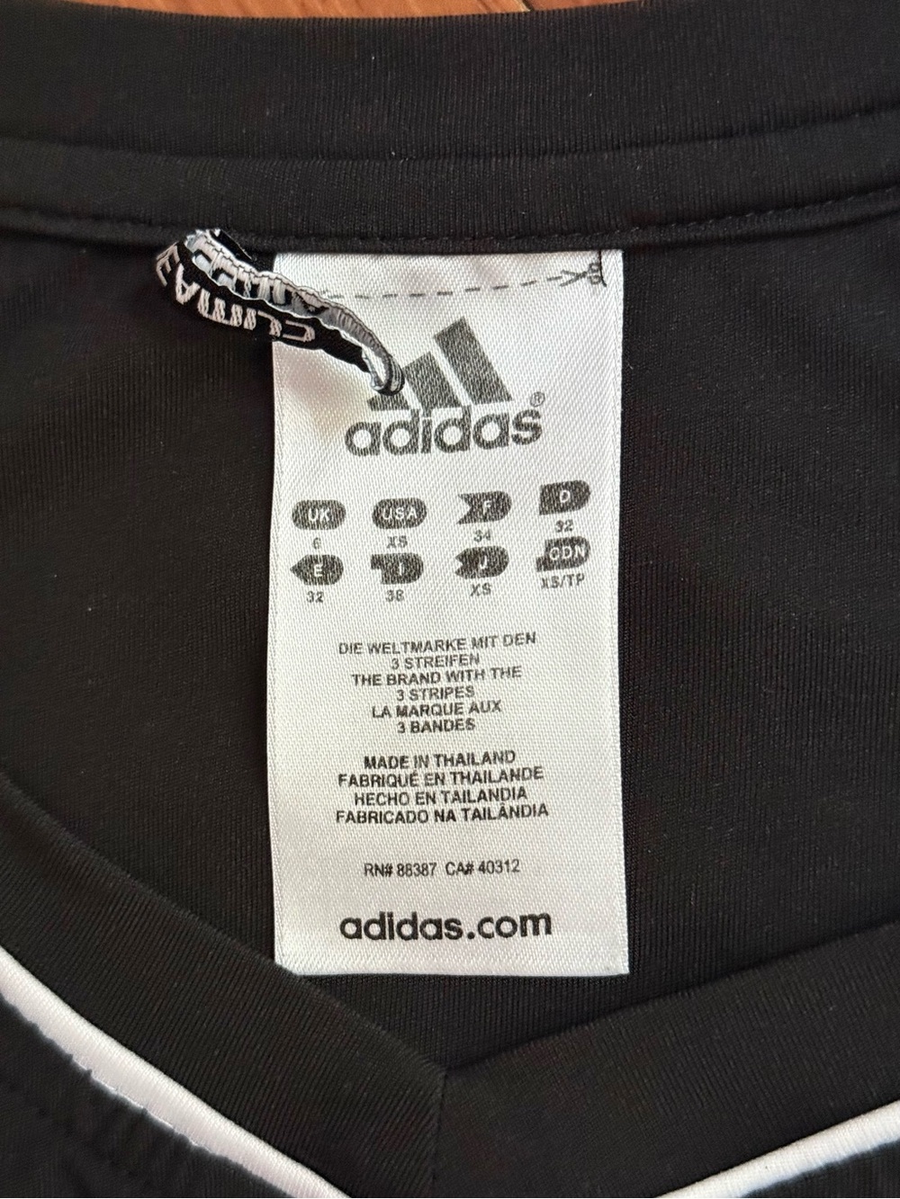 Adidas women's tennis/athletic dress size xs - Picture 3 of 3